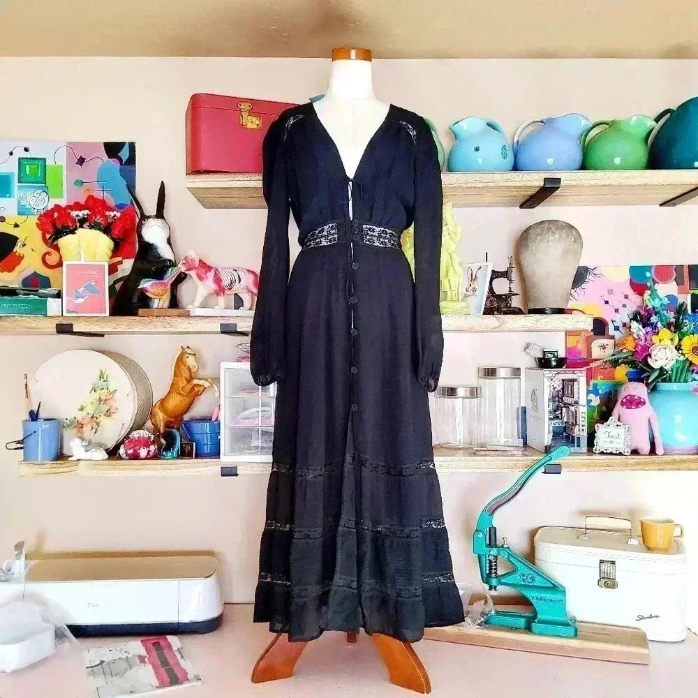 REFORMATION Lace Plunge Boho Dress Size 2  Witchy Black